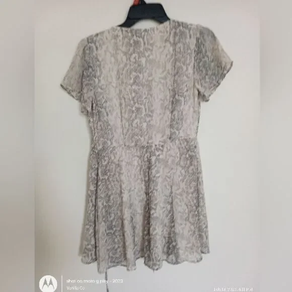 Abercrombie & Fitch Women's Snake Skin Wrap Mini Dress V-neck Tan Size XS - Picture 7 of 11